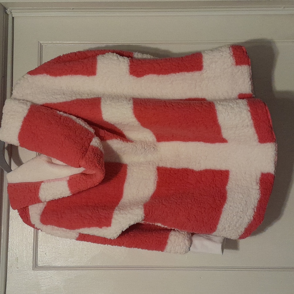 Lularoe Teddy jacket size M - Picture 5 of 5